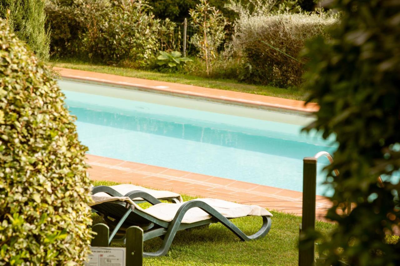 Casetta Di Butia, Ginestra Apartment With Swimming Pool Borgo a Mozzano Bagian luar foto