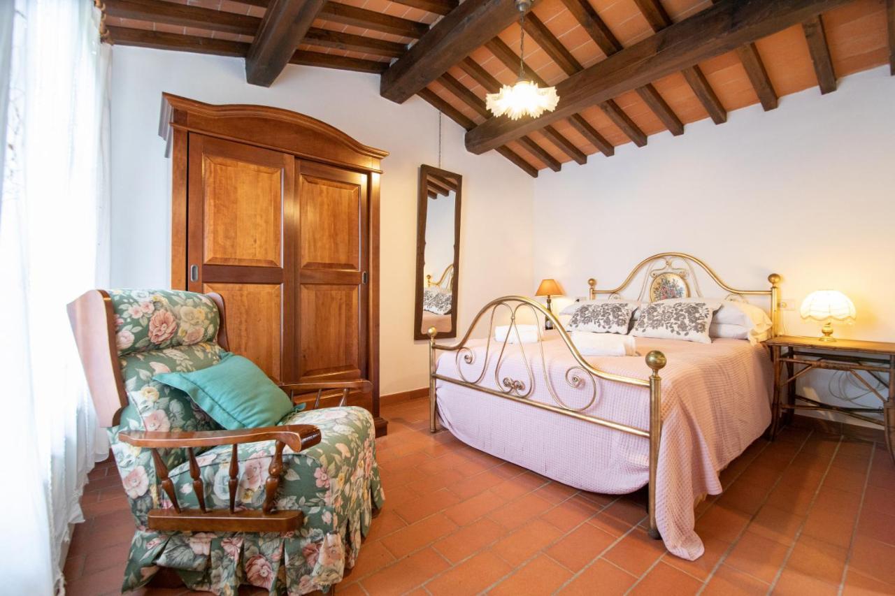 Casetta Di Butia, Ginestra Apartment With Swimming Pool Borgo a Mozzano Bagian luar foto